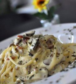 Cafe 1986 Bandar Botanic