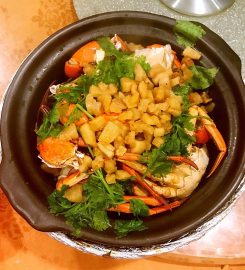 Restoran Red Gold Steamboat 鴻金海鮮飯店 Cheras