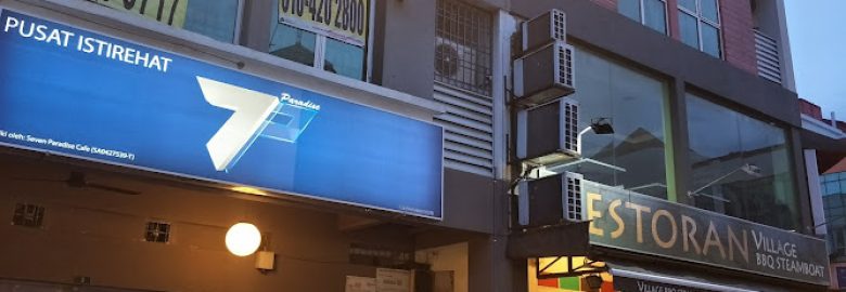7 Paradise Pub