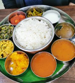 Restaurant Basil Leaves