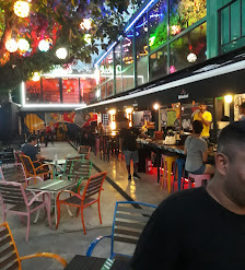 The Pokok – All Day Bar