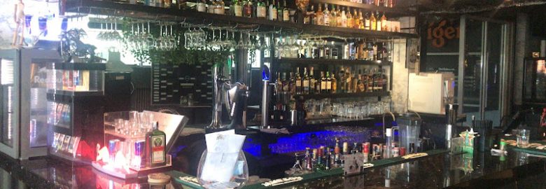 Highlanders Sports Bar