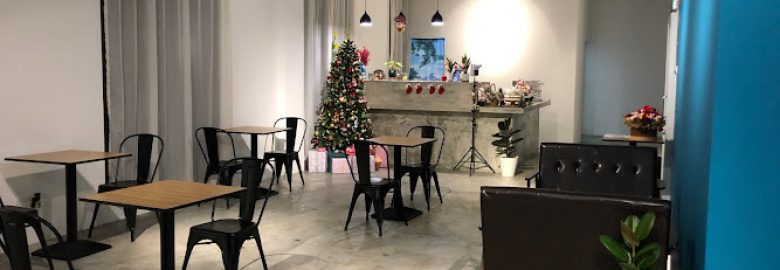 Teahauz cafe & dessert bar