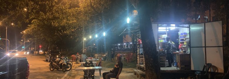 Char Kuey Teow Bawah Pokok