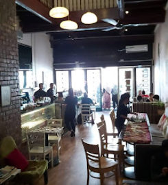 Lagenda House & Cafe