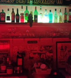 Bernie’s Bar/Pub