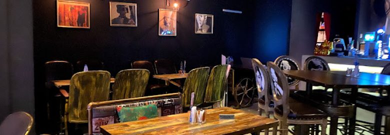 Xiyuan Bar & Restaurant 戏院