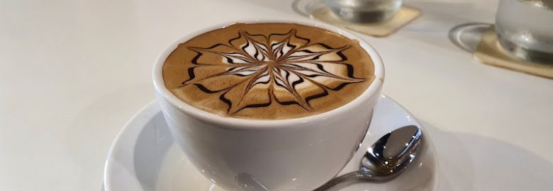静思书轩（蒲種店）Jing-Si Books & Cafe (Puchong)