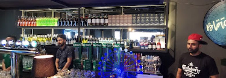 Blackout Bar & Kitchen @ Encorp Strand Garden Office