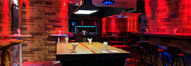 Foursome Bar & Restaurant