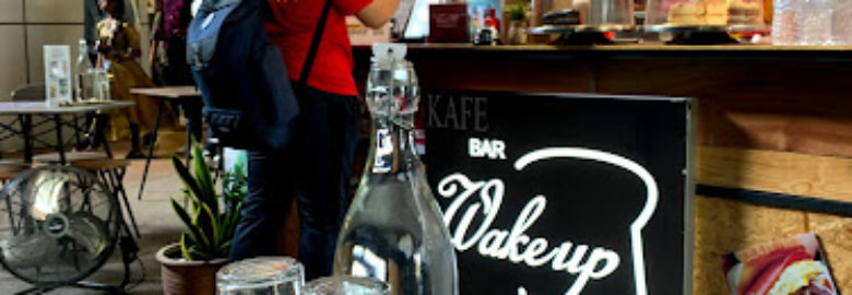 Wake Up Bar (Ampang)