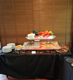 Meet & Dine