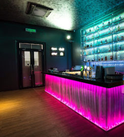 M20 Restaurant and Cafe