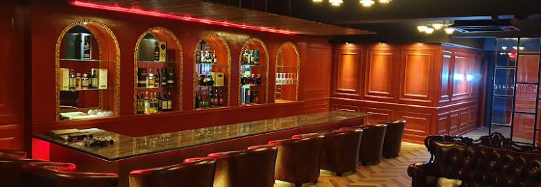 Da Vinci restaurant bar & karaoke